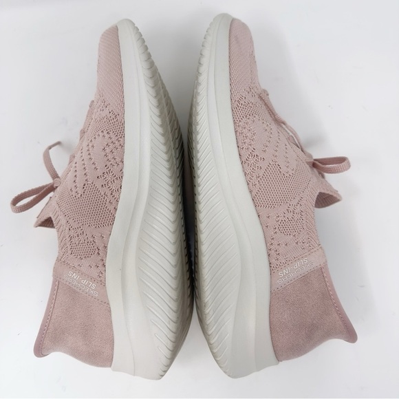 Martha Stewart X Skechers Slip-Ons Ultra Flex Back On Track - Picture 7 of 9